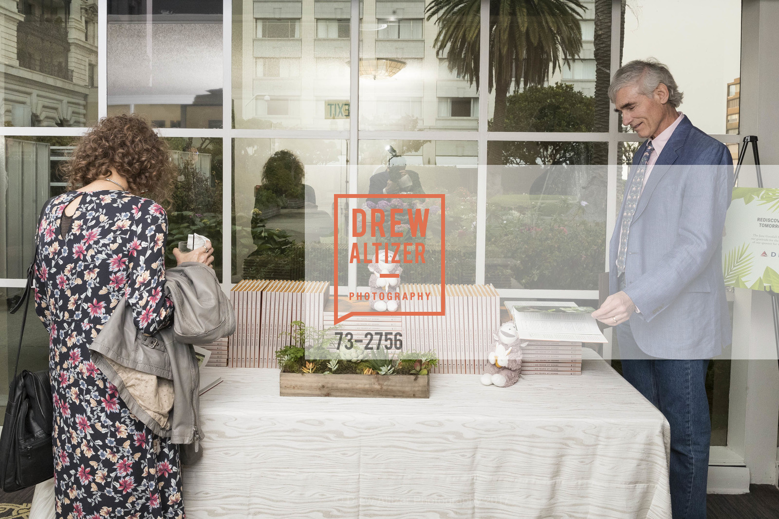 Atmosphere, Gombe 2020: Tomorrow & Beyond, The Fairmont Hotel. 950 Mason Street, October 12th, 2017, Photo #73-2756 Atmosphere, Photo #73-2756