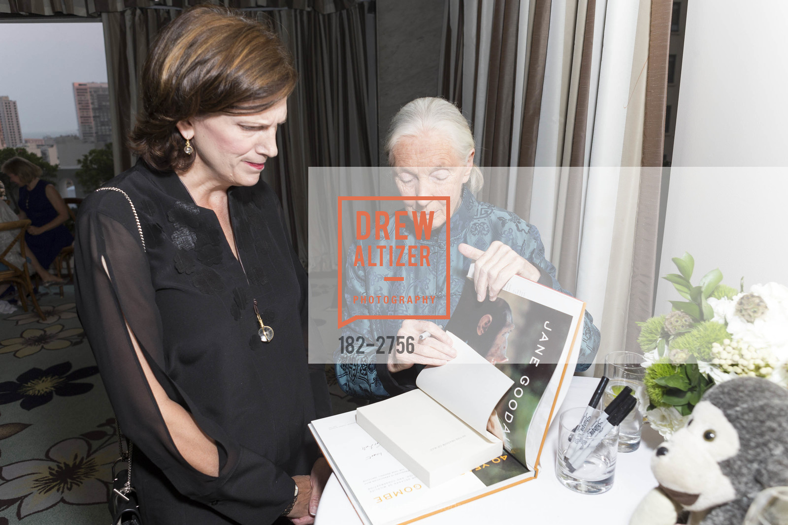 Pat Price, Jane Goodall, Gombe 2020: Tomorrow & Beyond, The Fairmont Hotel. 950 Mason Street, October 12th, 2017, Photo #182-2756 Pat Price, Jane Goodall, Photo #182-2756