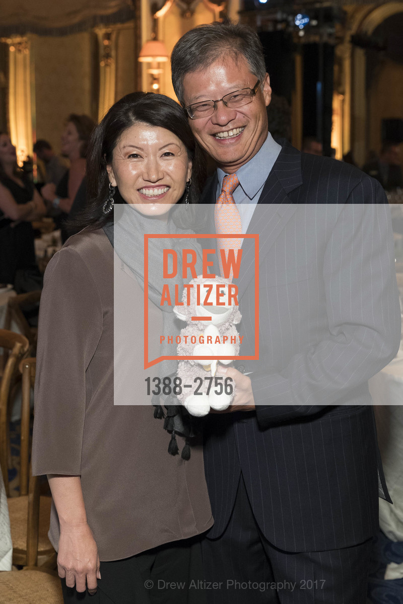 Akiko Yamazaki with Jerry Yang