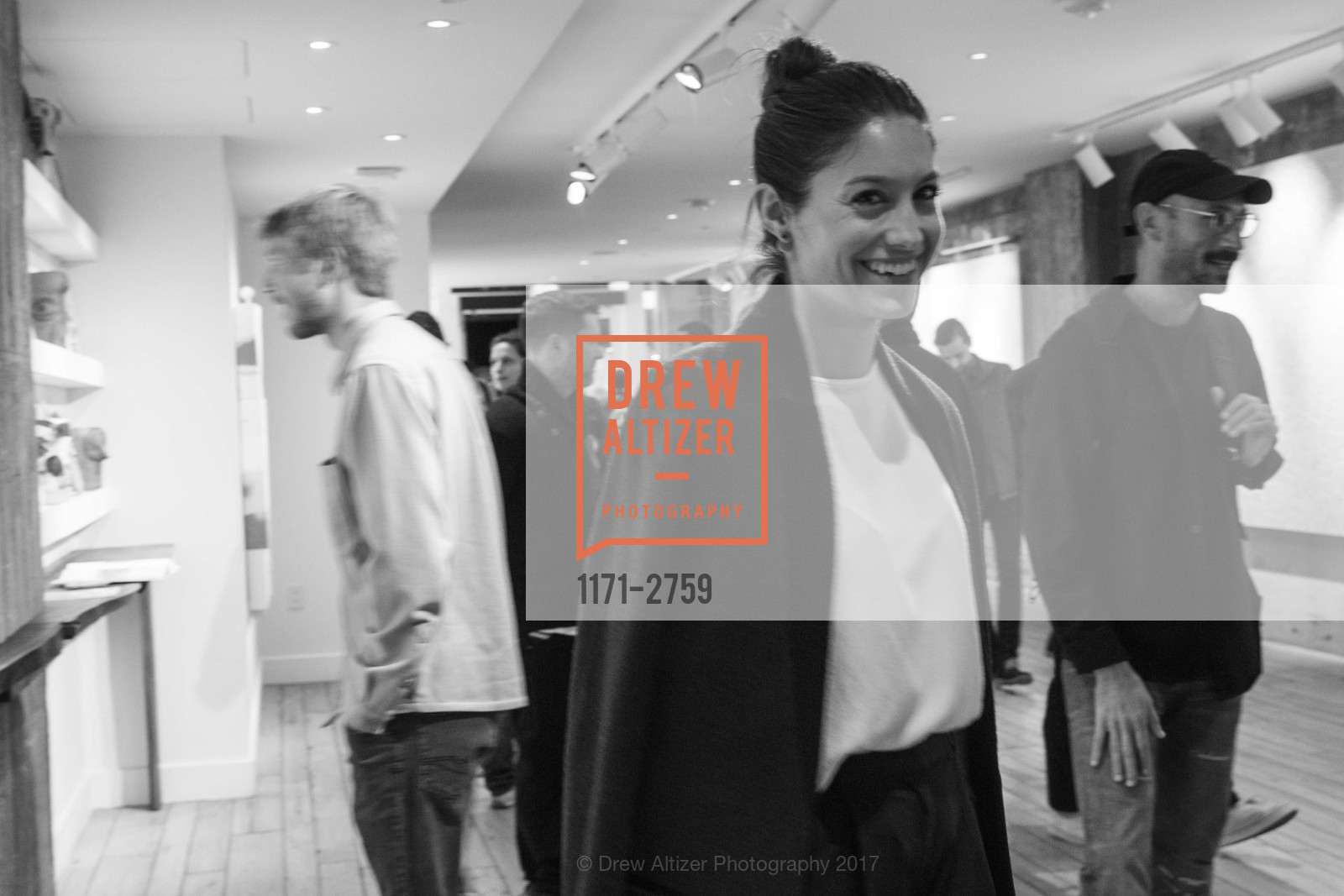Chandran Gallery hosts Thomas Campbell Art Opening, Chandran Gallery. 459 geary St San Francisco, October 19th, 2017, Photo #1171-2759 Photo #1171-2759