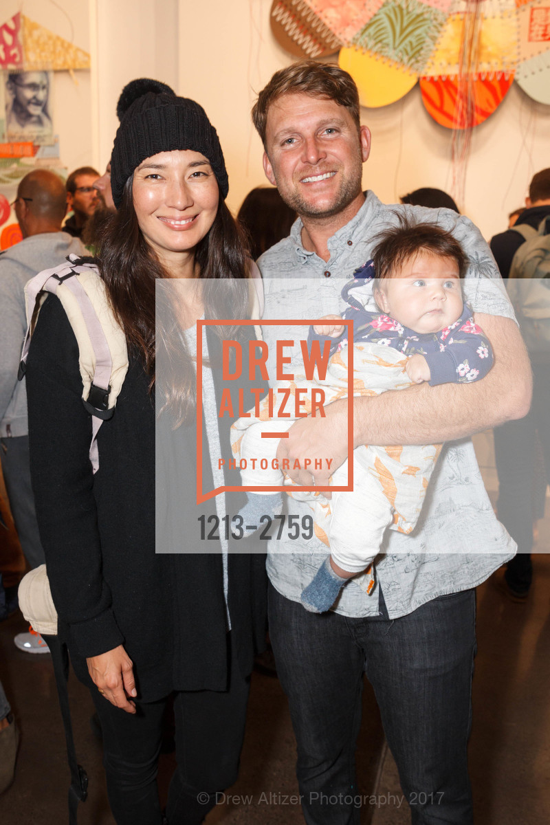 Trisha Leineke, Zumi Gold, Travis Reynolds, Chandran Gallery hosts Thomas Campbell Art Opening, Chandran Gallery. 459 geary St San Francisco, October 19th, 2017, Photo #1213-2759 Trisha Leineke, Zumi Gold, Travis Reynolds, Photo #1213-2759