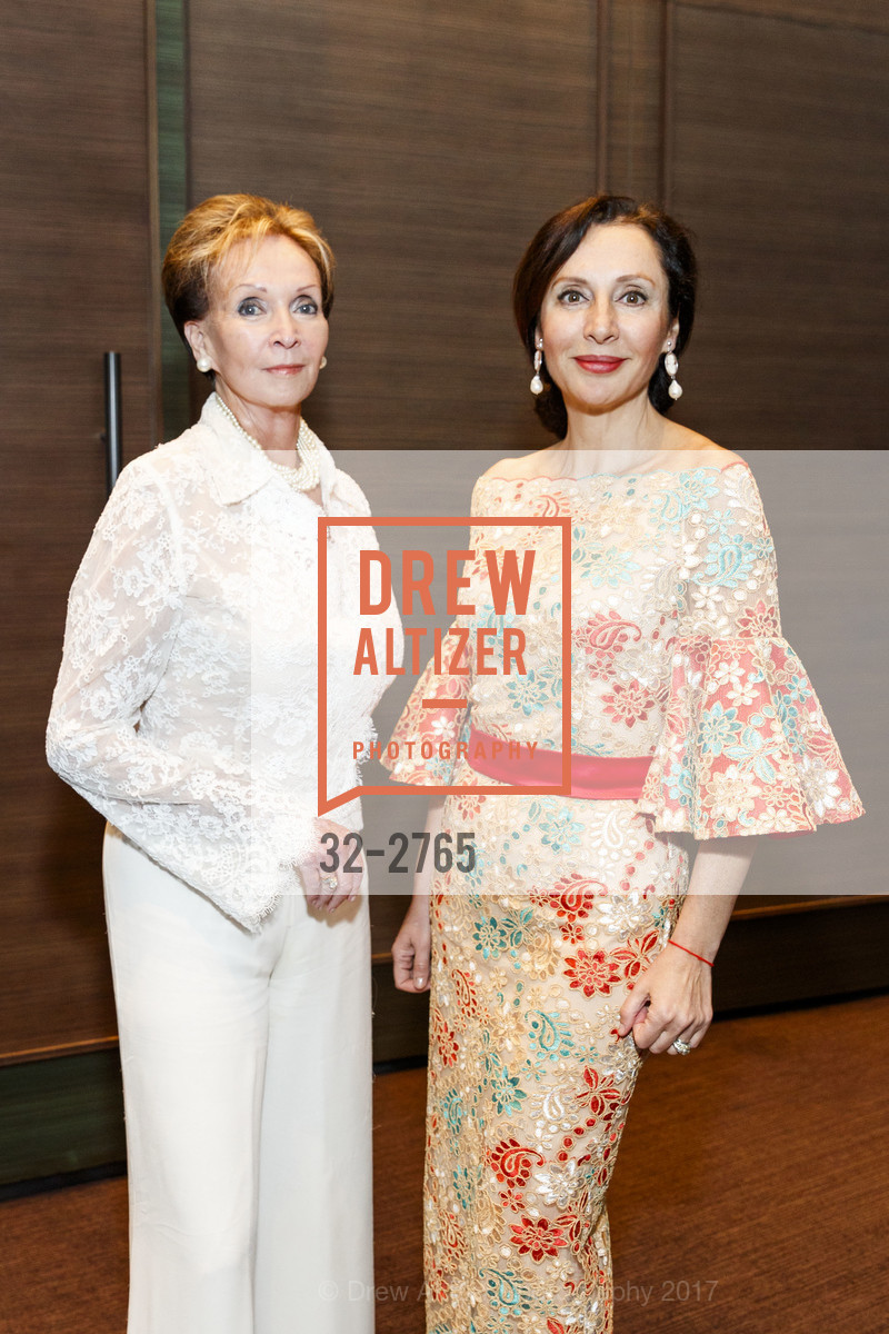Sallie Huntting, Clara Shayevich, Headstand Gala, St. Regis Hotel, October 13th, 2017, Photo #32-2765 Sallie Huntting, Clara Shayevich, Photo #32-2765