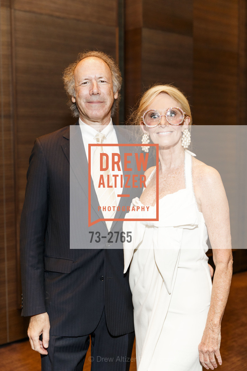 Tom Barriett, Belinda Berry, Headstand Gala, St. Regis Hotel, October 13th, 2017, Photo #73-2765 Tom Barriett, Belinda Berry, Photo #73-2765