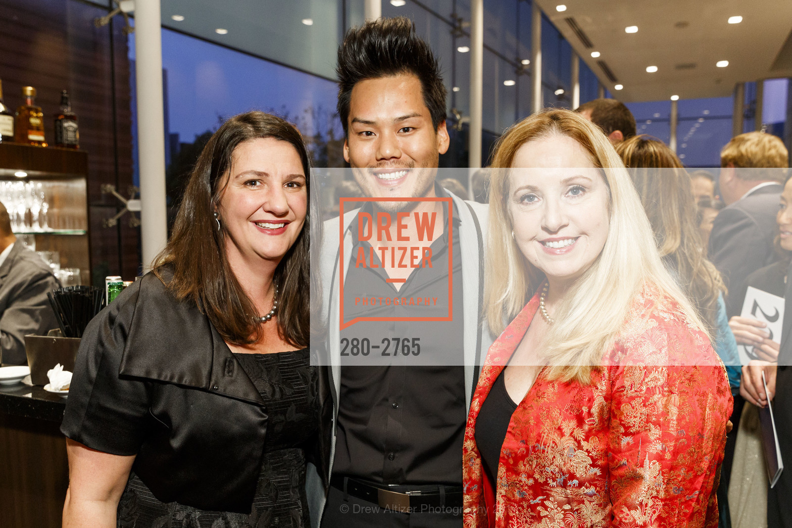 Kathryn Inglin, Christopher Lee, Carla Zuber, Photo #280-2765