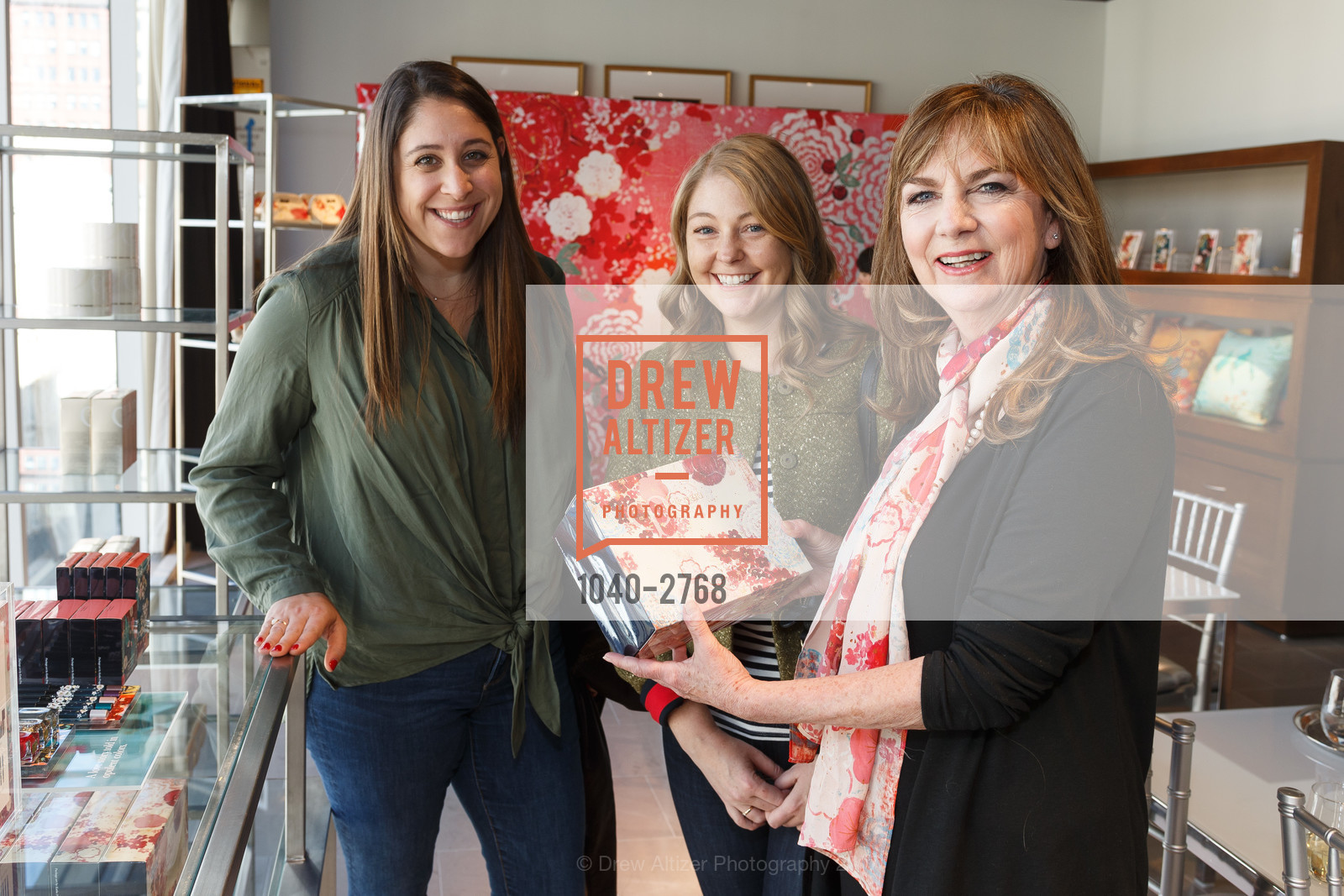 Lauren Mizrahi, Brooke Sanders, Kathe Fraga, Cle de Peau x hosted by Neiman Marcus, Neiman Marcus. 150 Stockton St, October 14th, 2017, Photo #1040-2768 Lauren Mizrahi, Brooke Sanders, Kathe Fraga, Photo #1040-2768