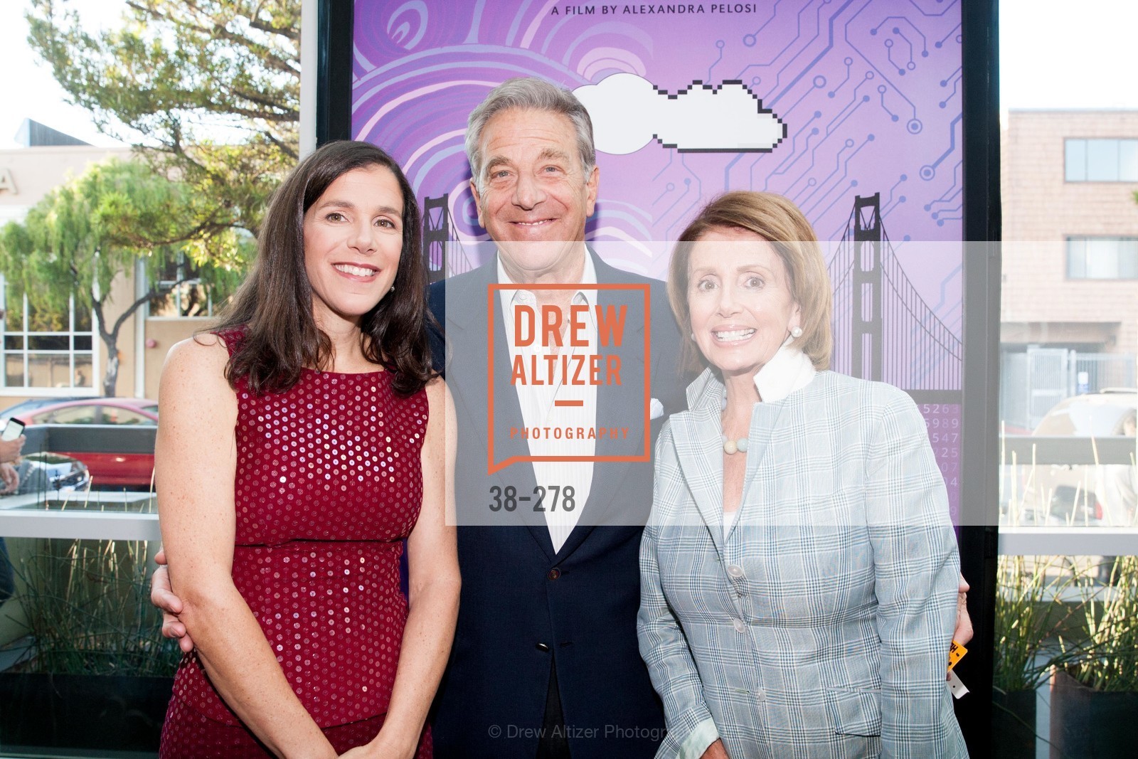 Alexandra Pelosi, Paul Pelosi, Christine Pelosi, Nancy, Photo #38-278