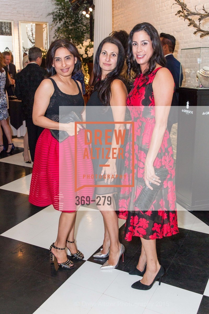 Mahika Shamdasani, Elizabeth Malkassian, Donna Hoghooghi, Gucci & Vogue Dinner, Villa Taverna. Villa Taverna, September 9th, 2015, Photo #369-279 Mahika Shamdasani, Elizabeth Malkassian, Donna Hoghooghi, Photo #369-279