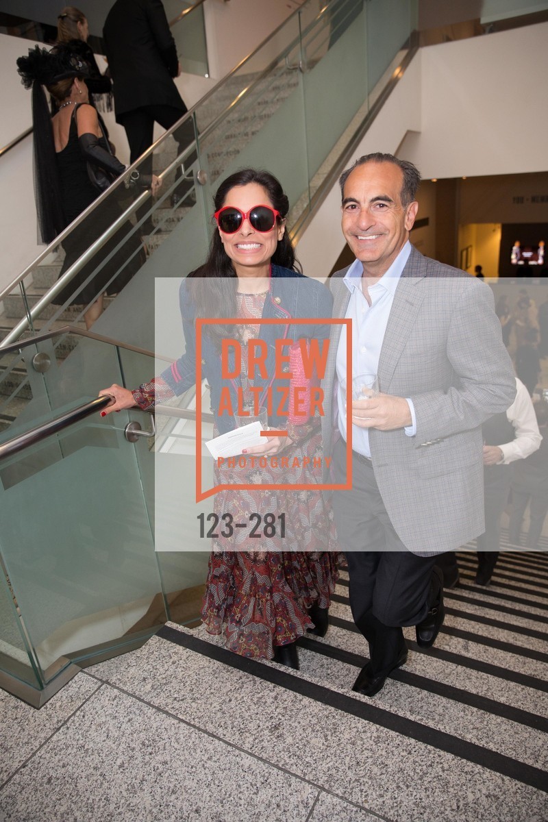 Salma Khan, Michael Wornick, San Jose Museum of Art Full Spectrum Gala 2015, San Jose Museum of Art. San Jose Museum of Art, . 110 S Market St, September 12th, 2015, Photo #123-281 Salma Khan, Michael Wornick, Photo #123-281