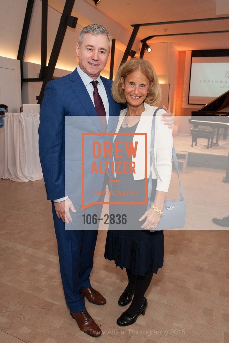 Ron Losby, Amy Nenner, STEINWAY & SON Launch SPIRIO at One Kearny Club, US, April 29th, 2015, Photo #106-2836 Ron Losby, Amy Nenner, Photo #106-2836