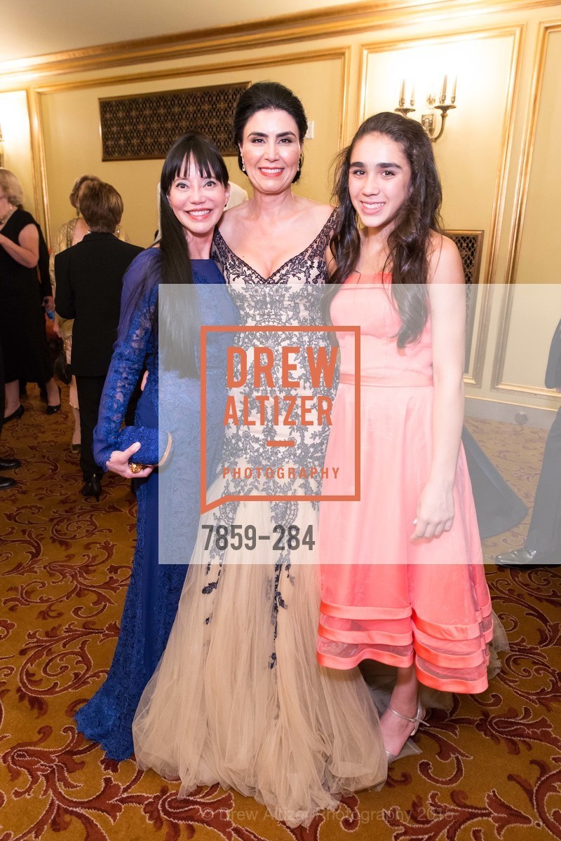 France Szeto, Afsaneh Akhtari, Jazmin Roper, Gucci & Vogue Dinner, War Memorial Opera House. War Memorial Opera House, . 301 Van Ness Ave, September 11th, 2015, Photo #7859-284 France Szeto, Afsaneh Akhtari, Jazmin Roper, Photo #7859-284