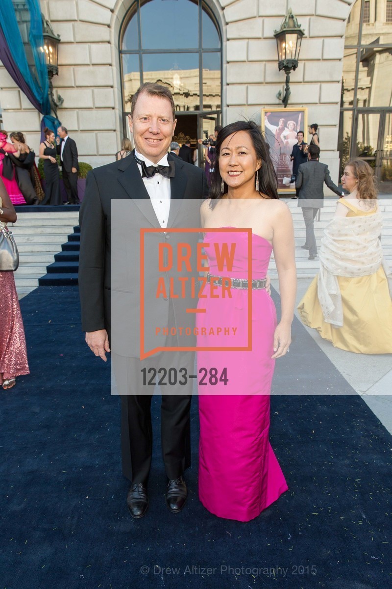 Mick Bobroff, Celeste Bobroff, Gucci & Vogue Dinner, War Memorial Opera House. War Memorial Opera House, . 301 Van Ness Ave, September 11th, 2015, Photo #12203-284 Mick Bobroff, Celeste Bobroff, Photo #12203-284