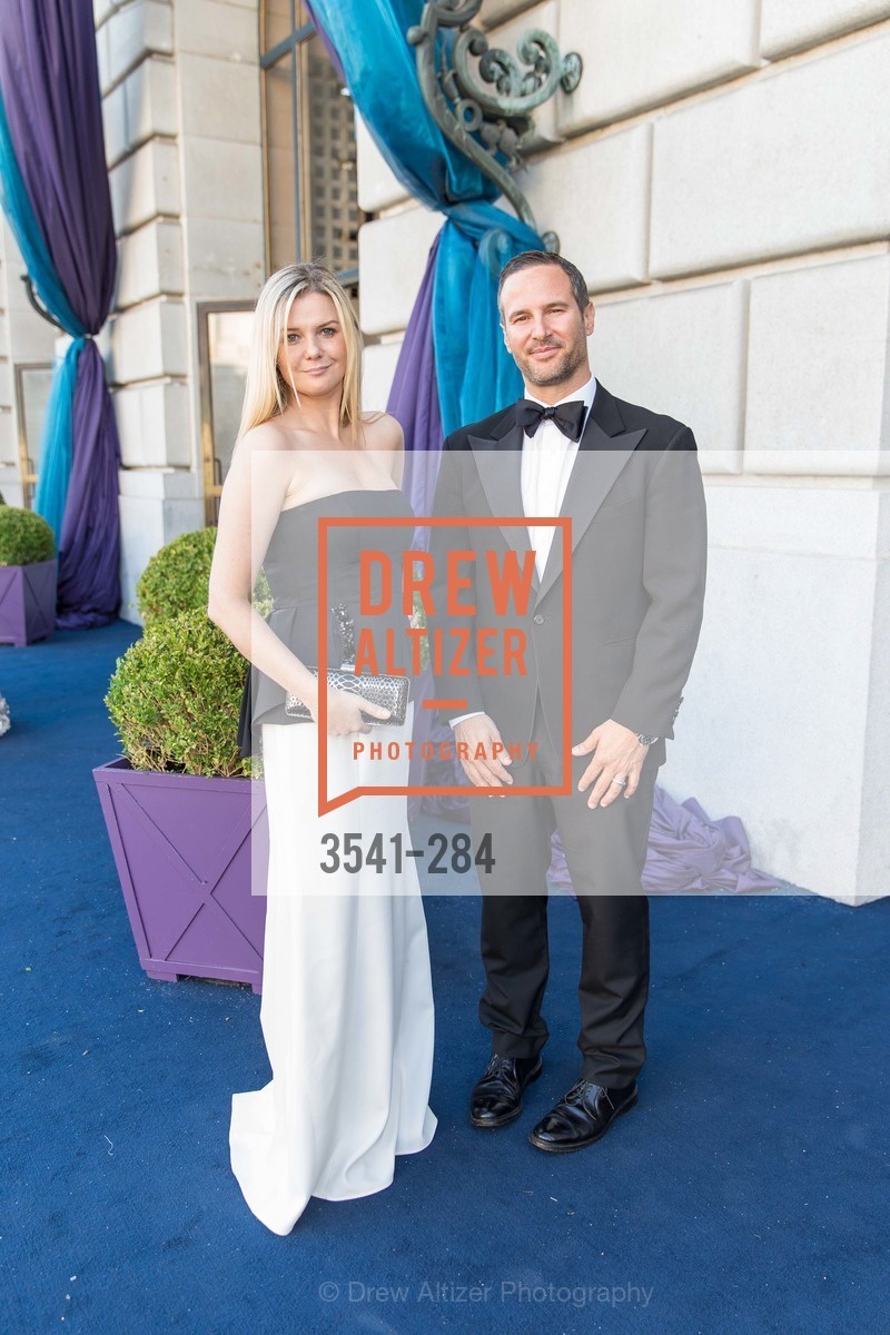 Anna Weinberg, James Nicholas, Gucci & Vogue Dinner, War Memorial Opera House. War Memorial Opera House, . 301 Van Ness Ave, Photo #3541-284 Anna Weinberg, James Nicholas, Photo #3541-284
