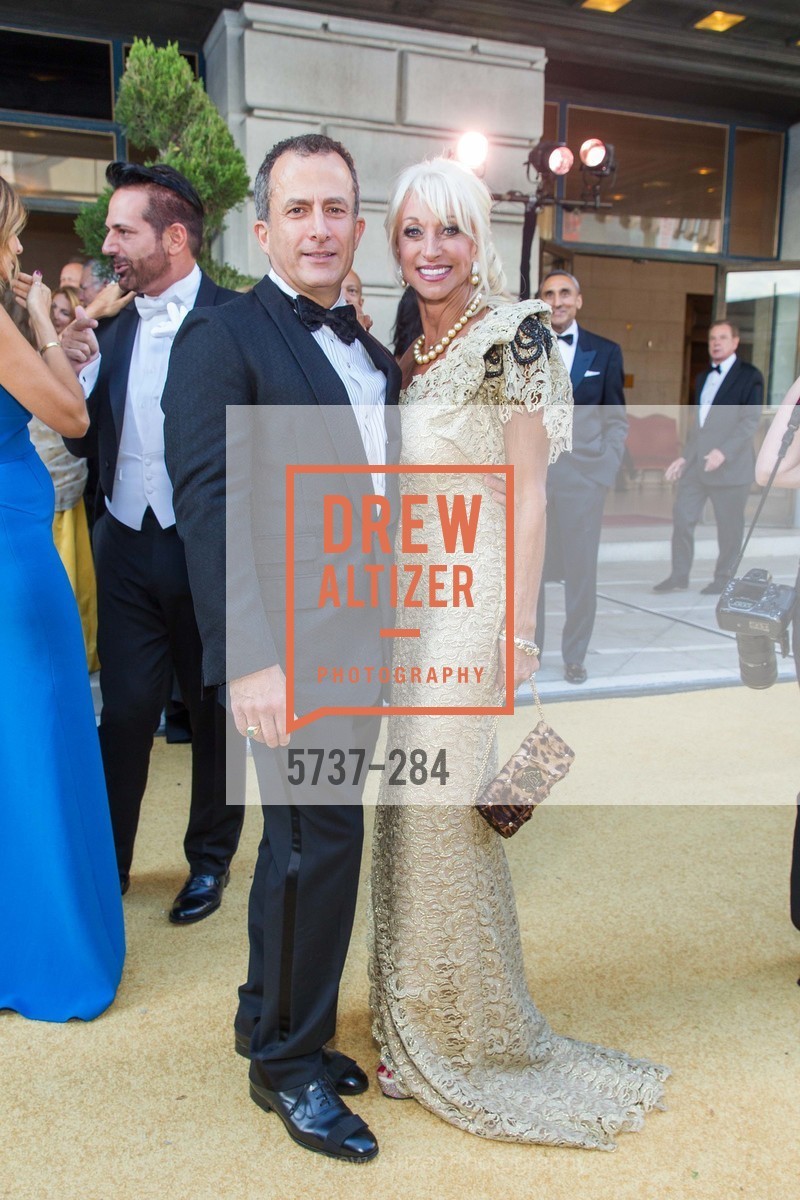 Jorge Maumer, Daru Kawalkowski, Gucci & Vogue Dinner, War Memorial Opera House. War Memorial Opera House, . 301 Van Ness Ave, Photo #5737-284 Jorge Maumer, Daru Kawalkowski, Photo #5737-284