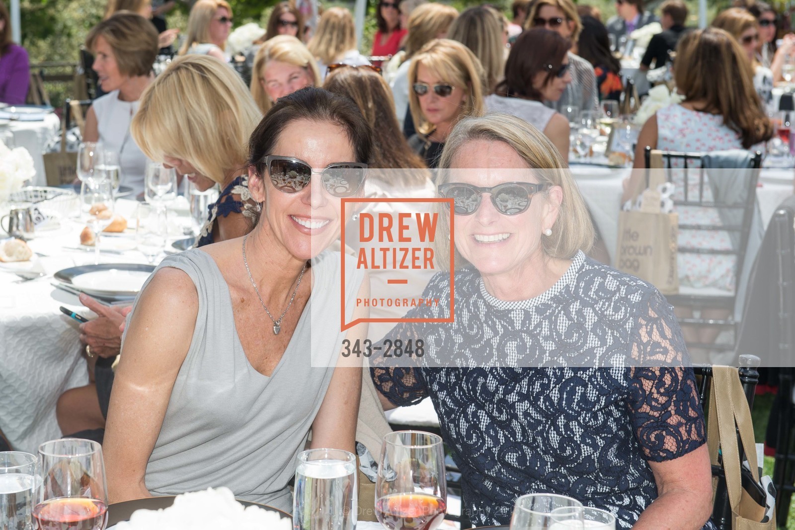 Annie Barnett, Wendy Rohn, INSIDE ANNE'S CLOSET for the Benefit of COLON CANCER SCREENING AWARNESS & RESEARCH, US, April 29th, 2015, Photo #343-2848 Annie Barnett, Wendy Rohn, Photo #343-2848