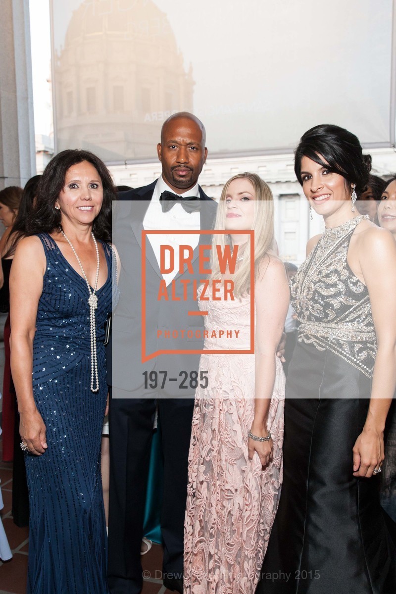 Barbara Cartier, Jimi Harris, Julie Hall, Veronica Rivas-Tramontozzi, Gucci & Vogue Dinner, War Memorial Opera House. War Memorial Opera House, . 301 Van Ness Ave, September 11th, 2015, Photo #197-285 Barbara Cartier, Jimi Harris, Julie Hall, Veronica Rivas-Tramontozzi, Photo #197-285