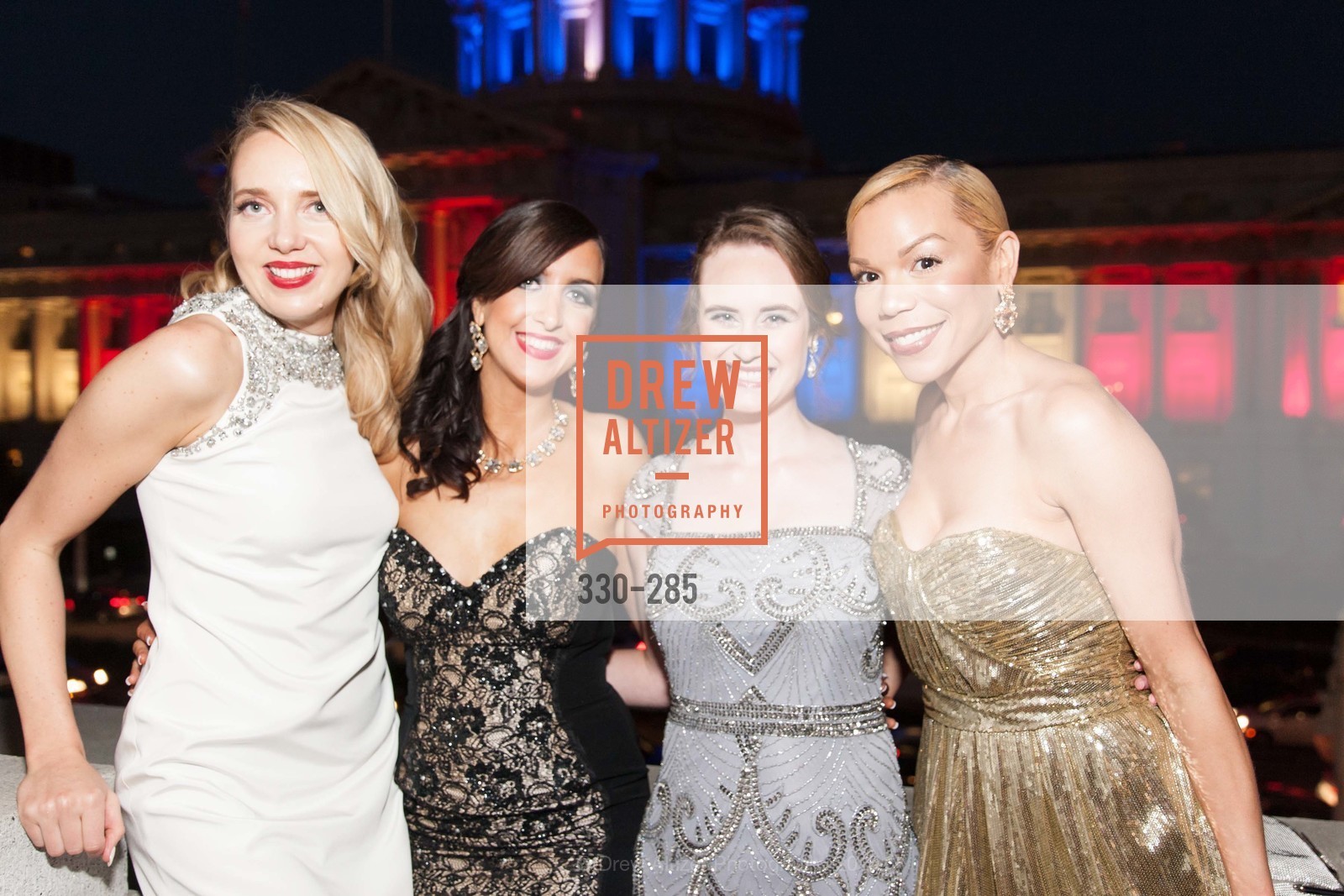 Laurie Diab, Shannon Eliot, Susan Walker, Julia Mathis, Gucci & Vogue Dinner, War Memorial Opera House. War Memorial Opera House, . 301 Van Ness Ave, September 11th, 2015, Photo #330-285 Laurie Diab, Shannon Eliot, Susan Walker, Julia Mathis, Photo #330-285