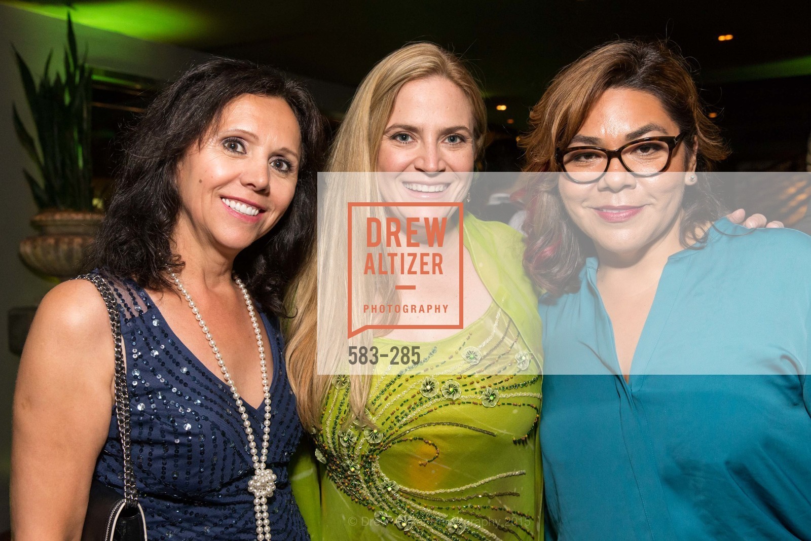 Barbara Cartier, Erica Ackerman, Camilla Turrey, Gucci & Vogue Dinner, War Memorial Opera House. War Memorial Opera House, . 301 Van Ness Ave, September 11th, 2015, Photo #583-285 Barbara Cartier, Erica Ackerman, Camilla Turrey, Photo #583-285