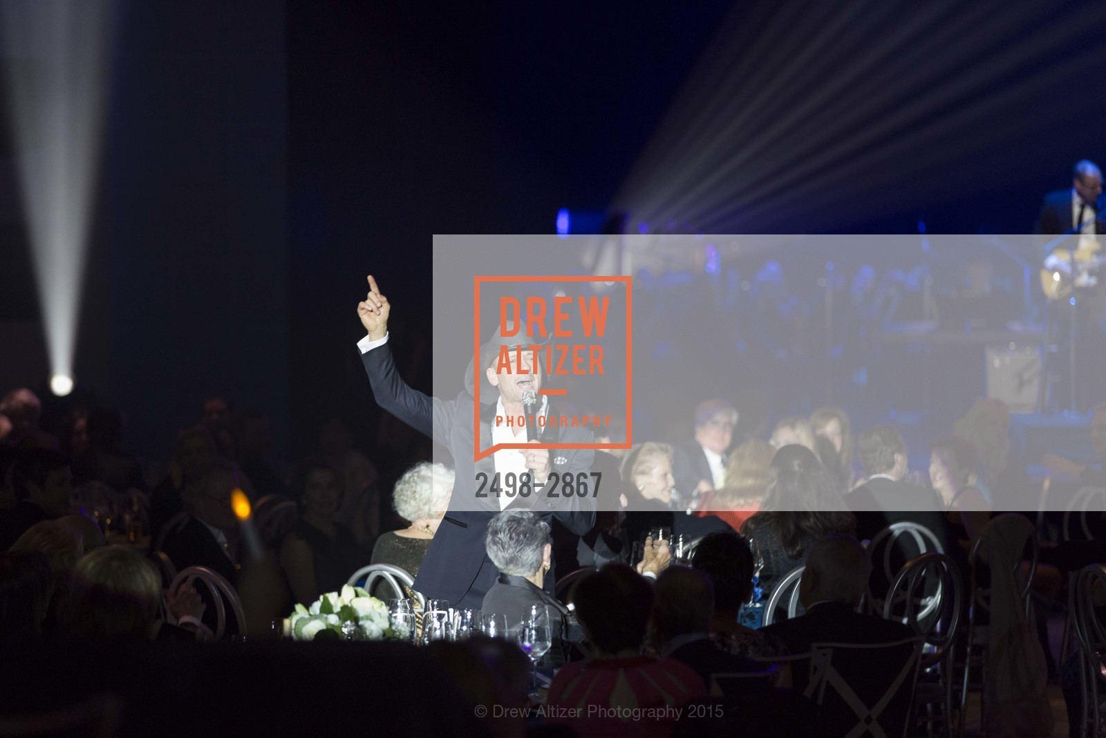 Tim McGraw, UCSF MEDICAL CENTER Champions Gala, US, January 11th, 2015, Photo #2498-2867 Tim McGraw, Photo #2498-2867