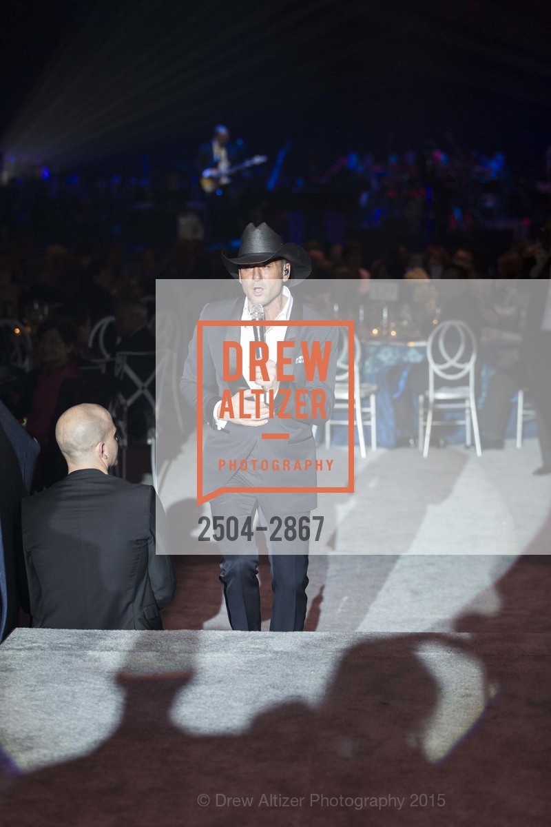 Tim McGraw, UCSF MEDICAL CENTER Champions Gala, US, January 11th, 2015, Photo #2504-2867 Tim McGraw, Photo #2504-2867