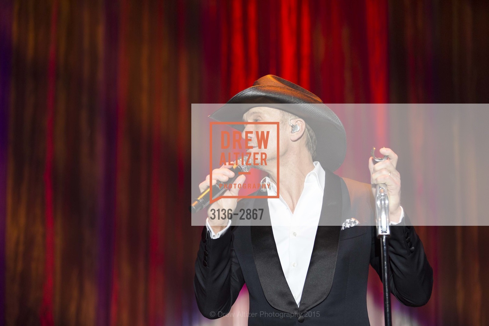 Tim McGraw, UCSF MEDICAL CENTER Champions Gala, US, January 11th, 2015, Photo #3136-2867 Tim McGraw, Photo #3136-2867