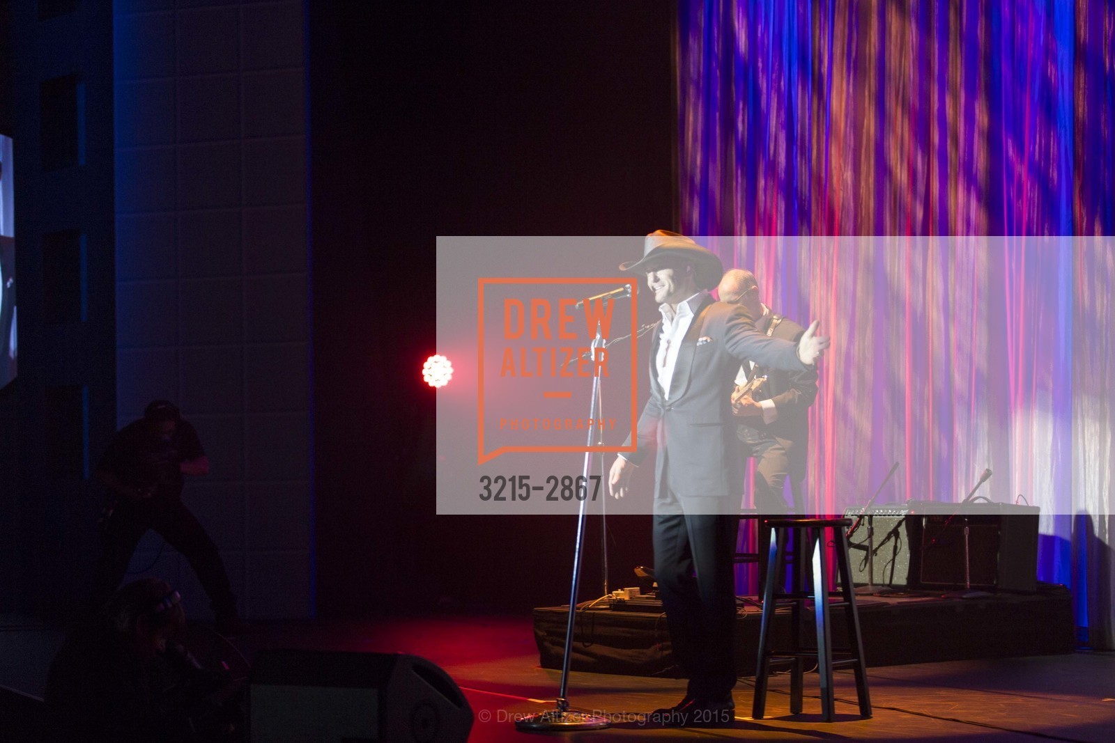 Tim McGraw, UCSF MEDICAL CENTER Champions Gala, US, January 11th, 2015, Photo #3215-2867 Tim McGraw, Photo #3215-2867