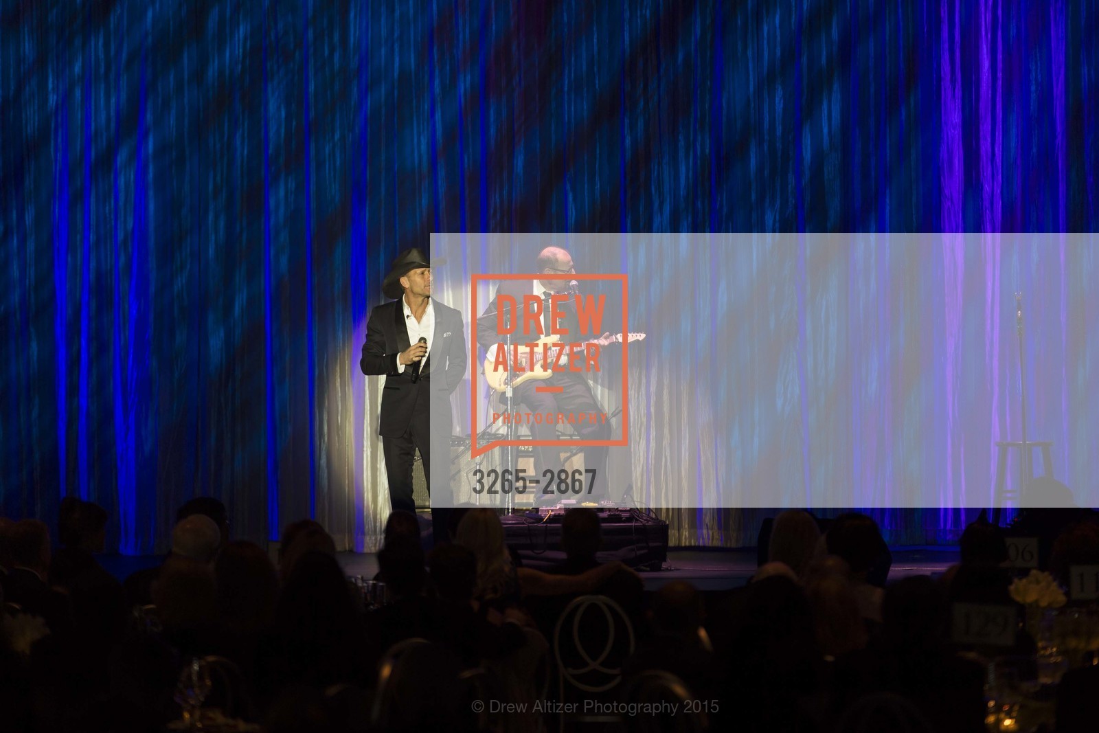 Tim McGraw, UCSF MEDICAL CENTER Champions Gala, US, January 11th, 2015, Photo #3265-2867 Tim McGraw, Photo #3265-2867