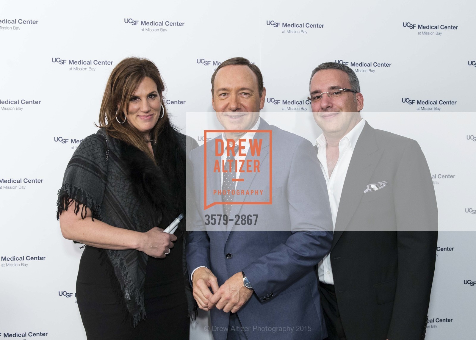 Ruth Fletcher, Kevin Spacey, Michael Fletcher, UCSF MEDICAL CENTER Champions Gala, US, January 11th, 2015, Photo #3579-2867 Ruth Fletcher, Kevin Spacey, Michael Fletcher, Photo #3579-2867