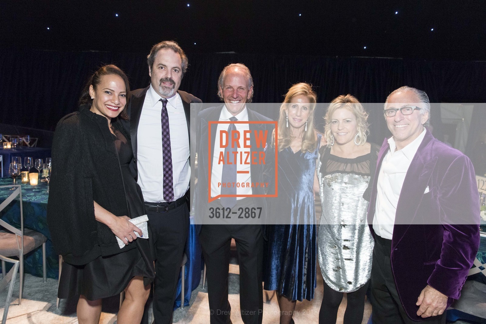 Gina Pell, David Pell, Joseph Felson, Sherry Felson, Suzanna Felson, Elliott Felson, UCSF MEDICAL CENTER Champions Gala, US, January 11th, 2015, Photo #3612-2867 Gina Pell, David Pell, Joseph Felson, Sherry Felson, Suzanna Felson, Elliott Felson, Photo #3612-2867