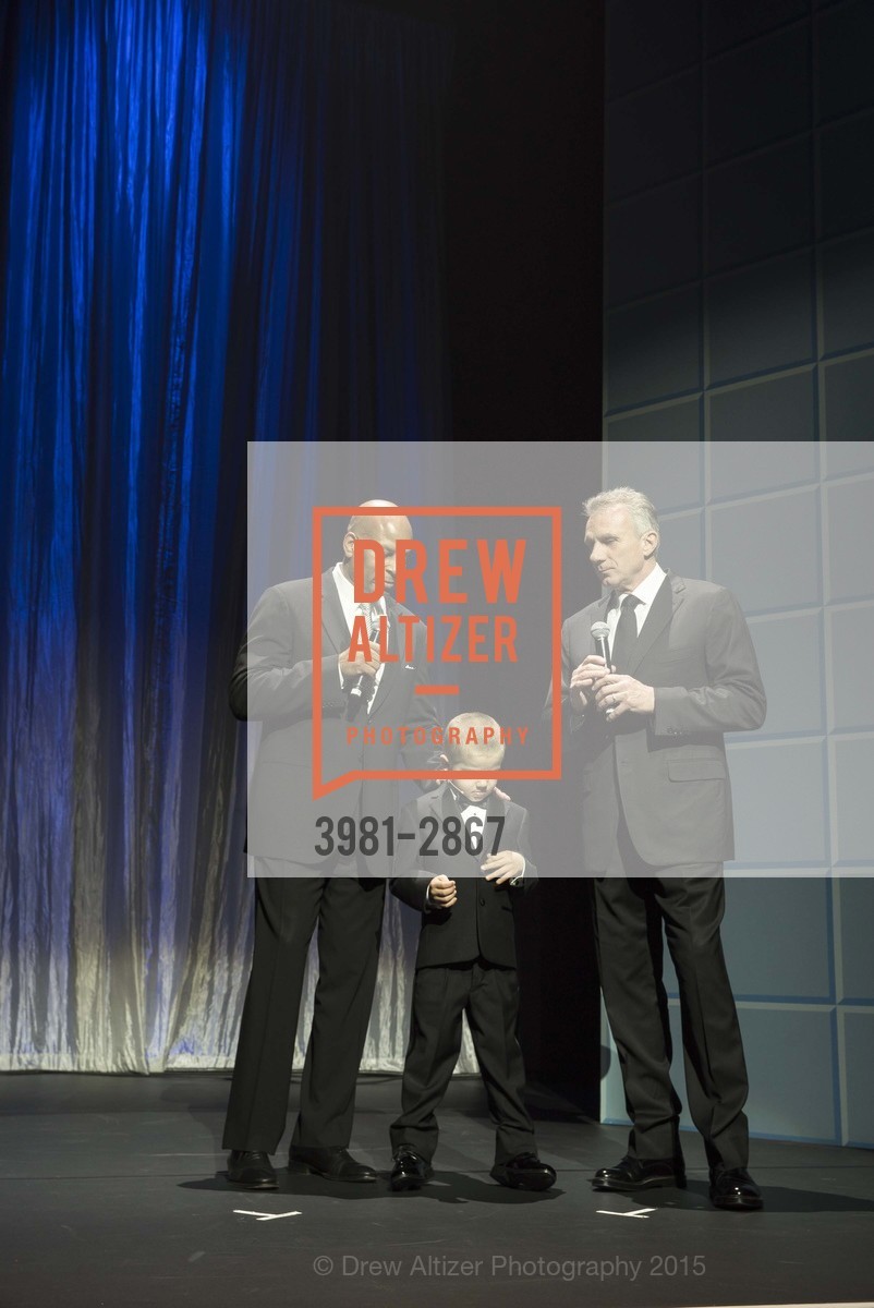 Ronnie Lott, Rhett Krawitt, Joe Montana, UCSF MEDICAL CENTER Champions Gala, US, January 11th, 2015, Photo #3981-2867 Ronnie Lott, Rhett Krawitt, Joe Montana, Photo #3981-2867