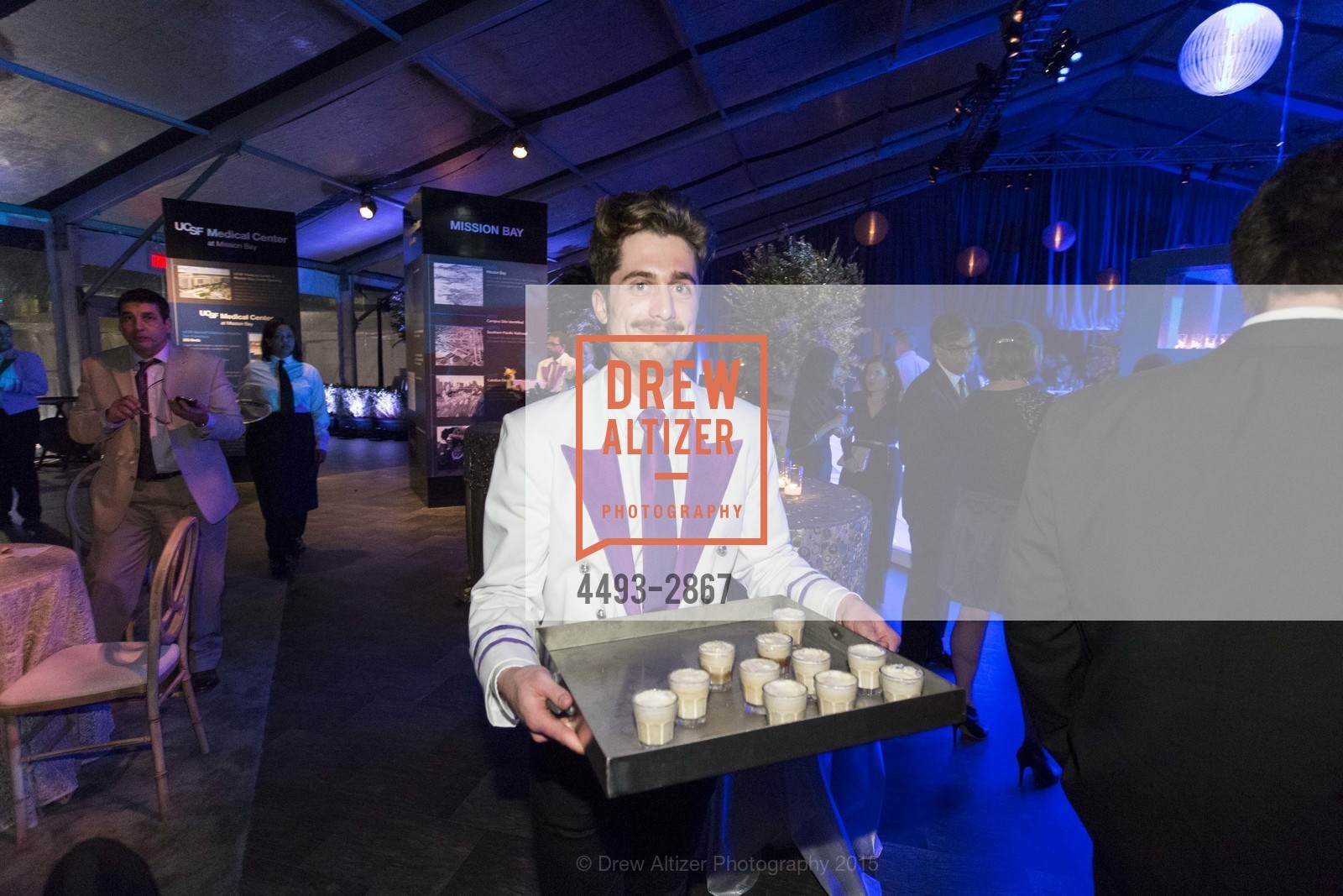 Atmosphere, UCSF MEDICAL CENTER Champions Gala, US, January 11th, 2015, Photo #4493-2867 Atmosphere, Photo #4493-2867