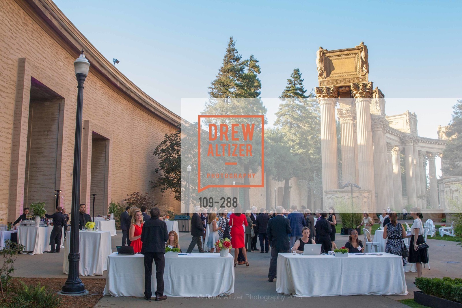 Atmosphere, Gucci & Vogue Dinner, Palace of Fine Arts. Palace of Fine Arts, . 3301 Lyon St, September 19th, 2015, Photo #109-288 Atmosphere, Photo #109-288