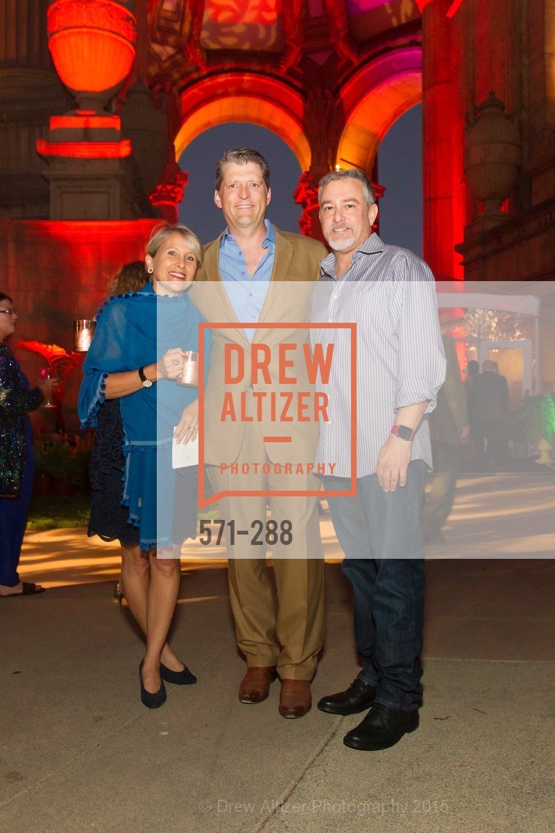 Adina Safer, Mark Sole, Dan Shine, Gucci & Vogue Dinner, Palace of Fine Arts. Palace of Fine Arts, . 3301 Lyon St, September 19th, 2015, Photo #571-288 Adina Safer, Mark Sole, Dan Shine, Photo #571-288