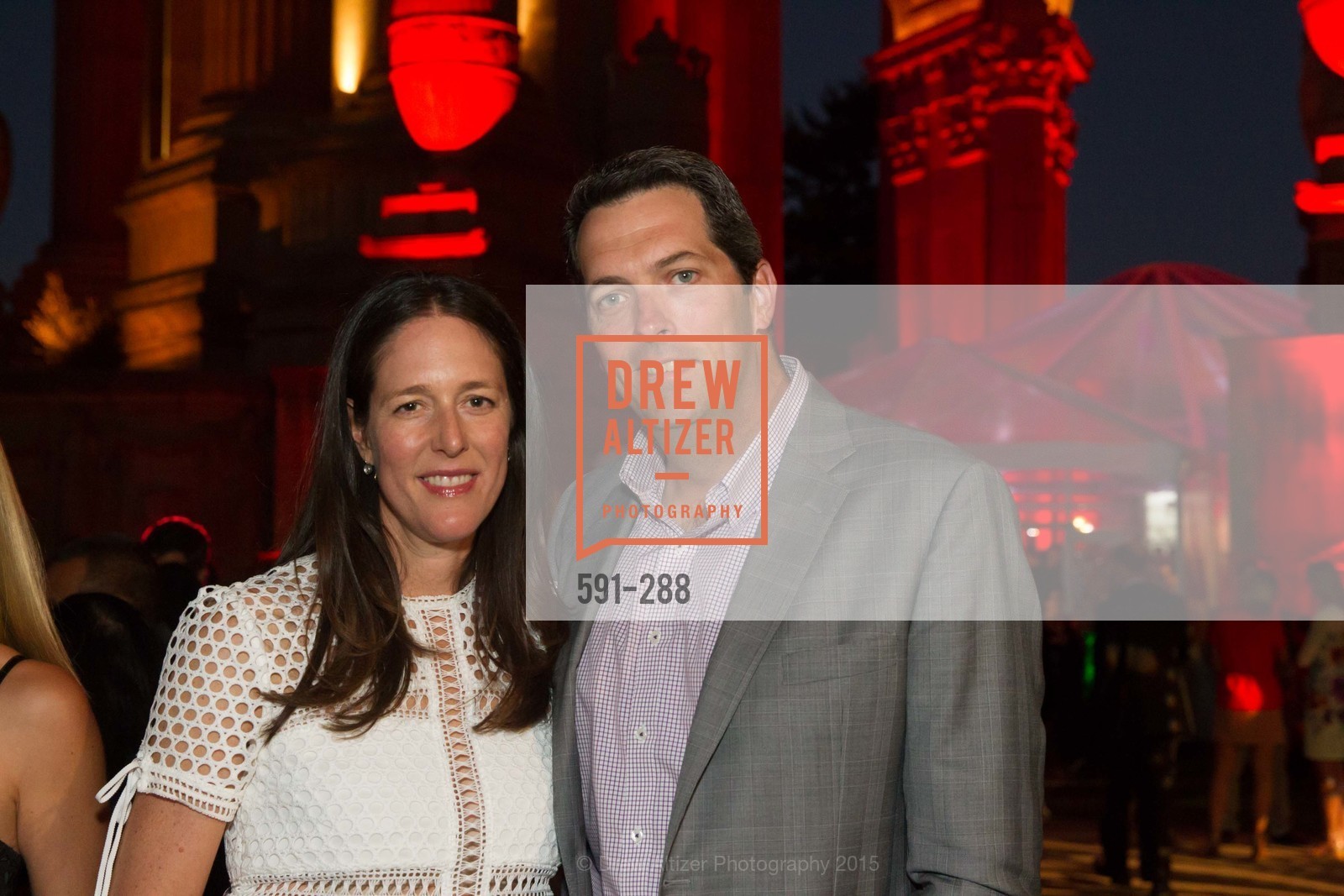 Lisa Tarter, Sean Carroll, Gucci & Vogue Dinner, Palace of Fine Arts. Palace of Fine Arts, . 3301 Lyon St, September 19th, 2015, Photo #591-288 Lisa Tarter, Sean Carroll, Photo #591-288