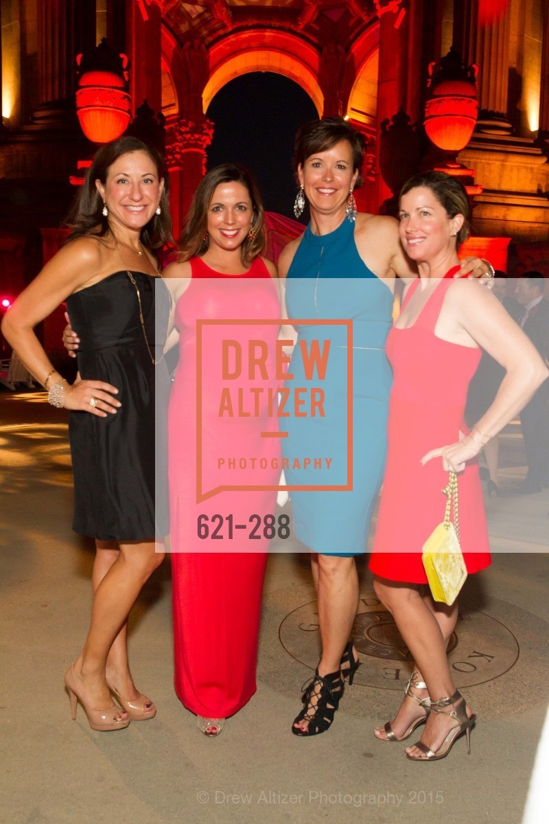 Victoria Dade, Lauren Eastman, Kate Smith, Josie Freckmann, Gucci & Vogue Dinner, Palace of Fine Arts. Palace of Fine Arts, . 3301 Lyon St, September 19th, 2015, Photo #621-288 Victoria Dade, Lauren Eastman, Kate Smith, Josie Freckmann, Photo #621-288
