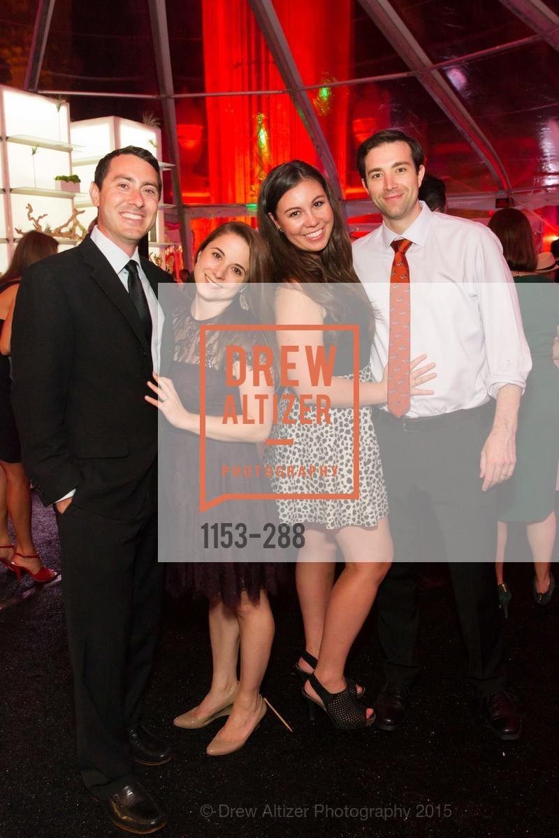 Chris Robertson, Caitlin Crisan, Stephen Crisan, Gucci & Vogue Dinner, Palace of Fine Arts. Palace of Fine Arts, . 3301 Lyon St, September 19th, 2015, Photo #1153-288 Chris Robertson, Caitlin Crisan, Stephen Crisan, Photo #1153-288
