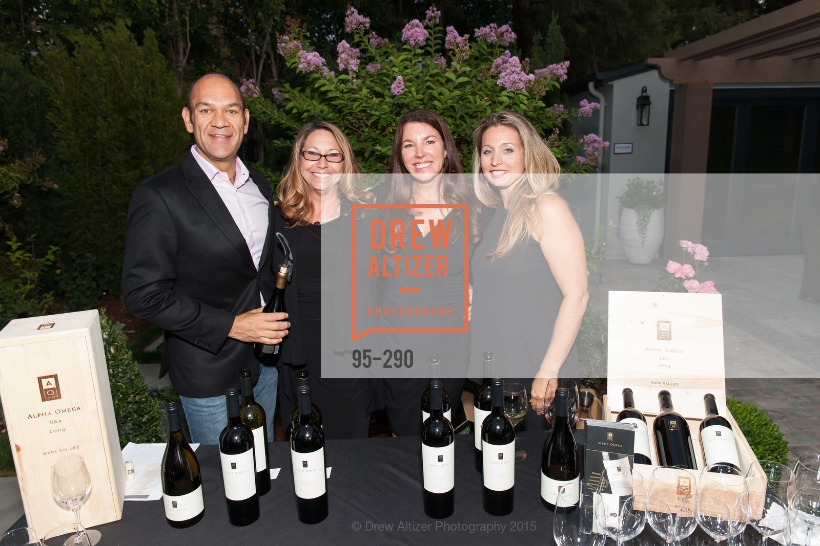 Patrick Davila, Ruth Warkentin, Michelle Baggett, Peta Huffman, Gucci & Vogue Dinner, Private home. Private home, . 1030 Hamilton Ave, September 16th, 2015, Photo #95-290 Patrick Davila, Ruth Warkentin, Michelle Baggett, Peta Huffman, Photo #95-290