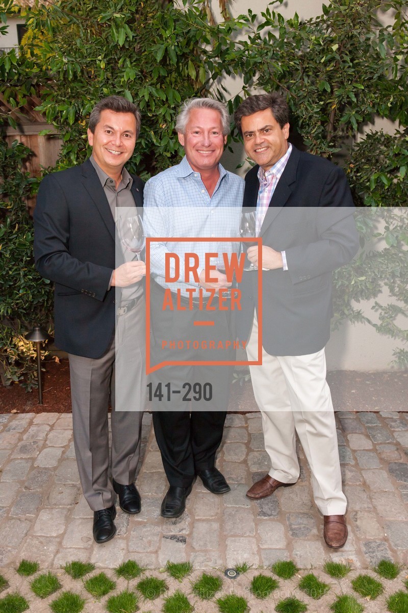 Michael Uytengsu, Greg Beasley, Pete Georgiadis, Gucci & Vogue Dinner, Private home. Private home, . 1030 Hamilton Ave, September 16th, 2015, Photo #141-290 Michael Uytengsu, Greg Beasley, Pete Georgiadis, Photo #141-290