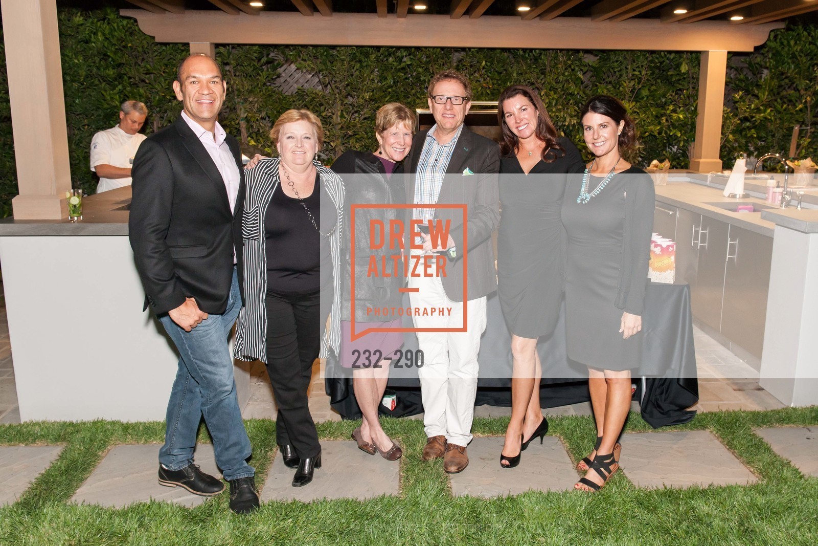 Patrick Davila, Carrie Markham, Brenda Lhormer, Marc Lhormer, Michelle Baggett, Carissa Ashman, Gucci & Vogue Dinner, Private home. Private home, . 1030 Hamilton Ave, September 16th, 2015, Photo #232-290 Patrick Davila, Carrie Markham, Brenda Lhormer, Marc Lhormer, Michelle Baggett, Carissa Ashman, Photo #232-290