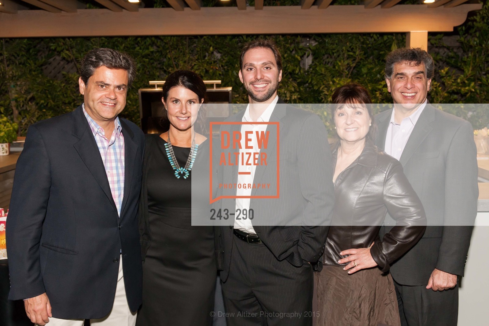 Pete Georgiadis, Carissa Ashman, Chris Papageorge, Gucci & Vogue Dinner, Private home. Private home, . 1030 Hamilton Ave, September 16th, 2015, Photo #243-290 Pete Georgiadis, Carissa Ashman, Chris Papageorge, Photo #243-290