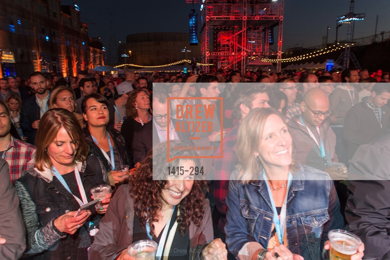 Audience, The Concert For UCSF Benioff Children's Hospital, Pier 70, September 17th, 2015,Drew Altizer, Drew Altizer Photography, full-service agency, private events, San Francisco photographer, photographer california