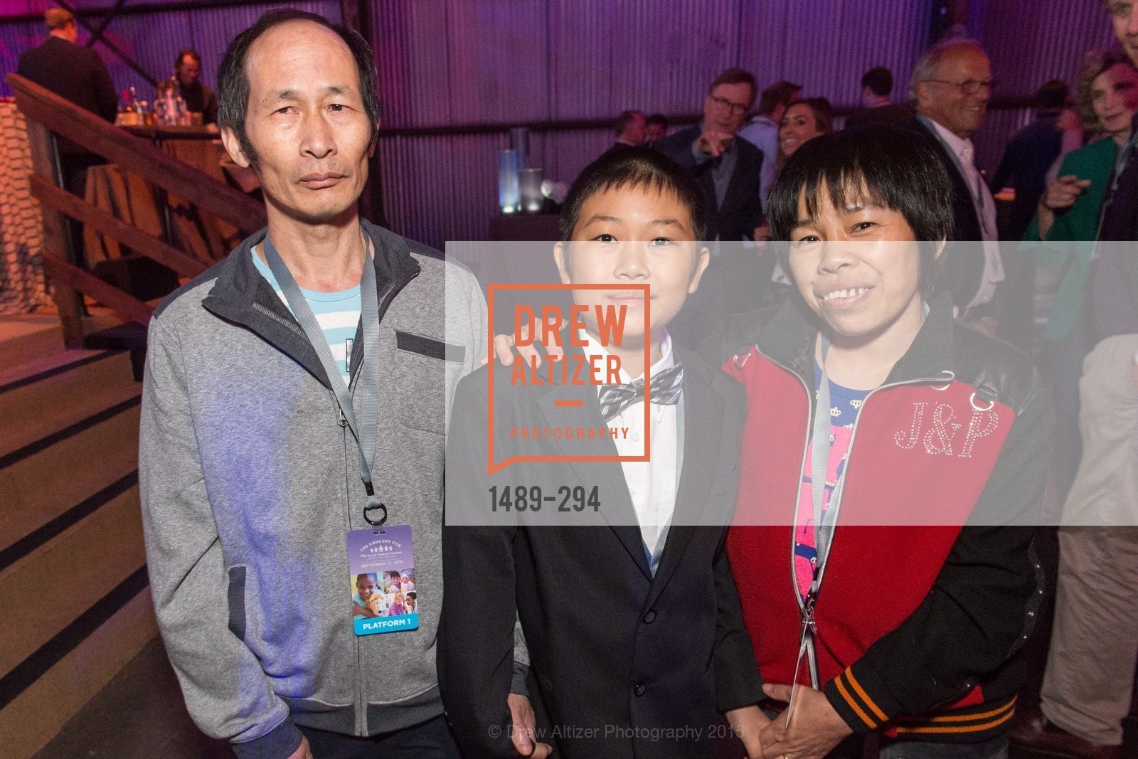 Chong Zhao, Zhenkang Zhao, Grace Chan, Photo #1489-294
