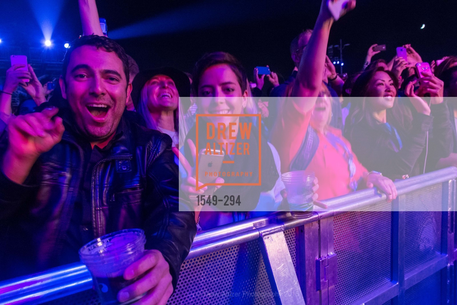 Audience, The Concert For UCSF Benioff Children's Hospital, Pier 70, September 17th, 2015,Drew Altizer, Drew Altizer Photography, full-service agency, private events, San Francisco photographer, photographer california