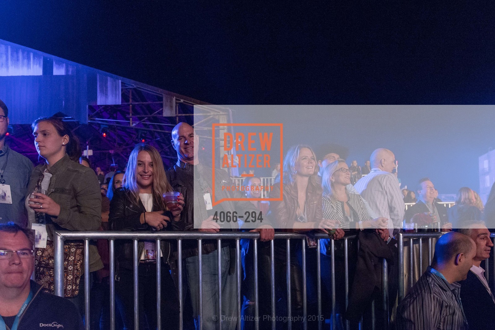 Audience, The Concert For UCSF Benioff Children's Hospital, Pier 70, September 17th, 2015,Drew Altizer, Drew Altizer Photography, full-service agency, private events, San Francisco photographer, photographer california