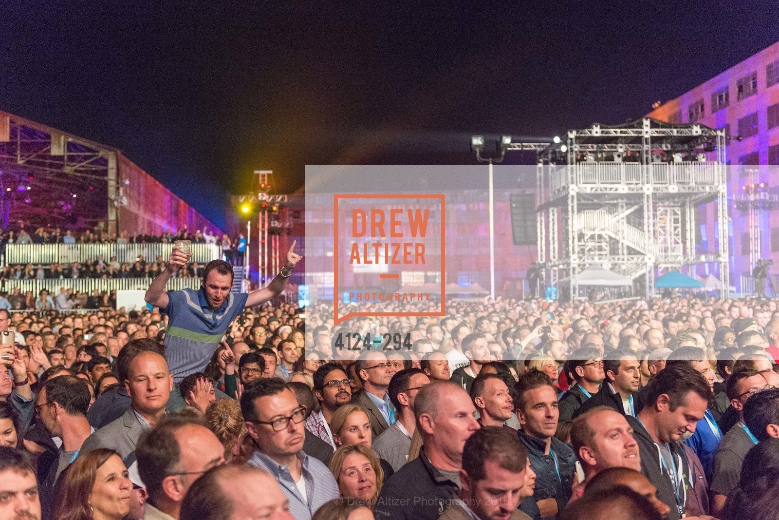 Audience, The Concert For UCSF Benioff Children's Hospital, Pier 70, September 17th, 2015,Drew Altizer, Drew Altizer Photography, full-service agency, private events, San Francisco photographer, photographer california