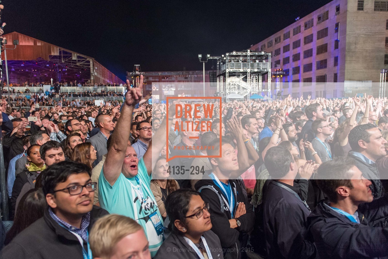 Audience, The Concert For UCSF Benioff Children's Hospital, Pier 70, September 17th, 2015,Drew Altizer, Drew Altizer Photography, full-service agency, private events, San Francisco photographer, photographer california