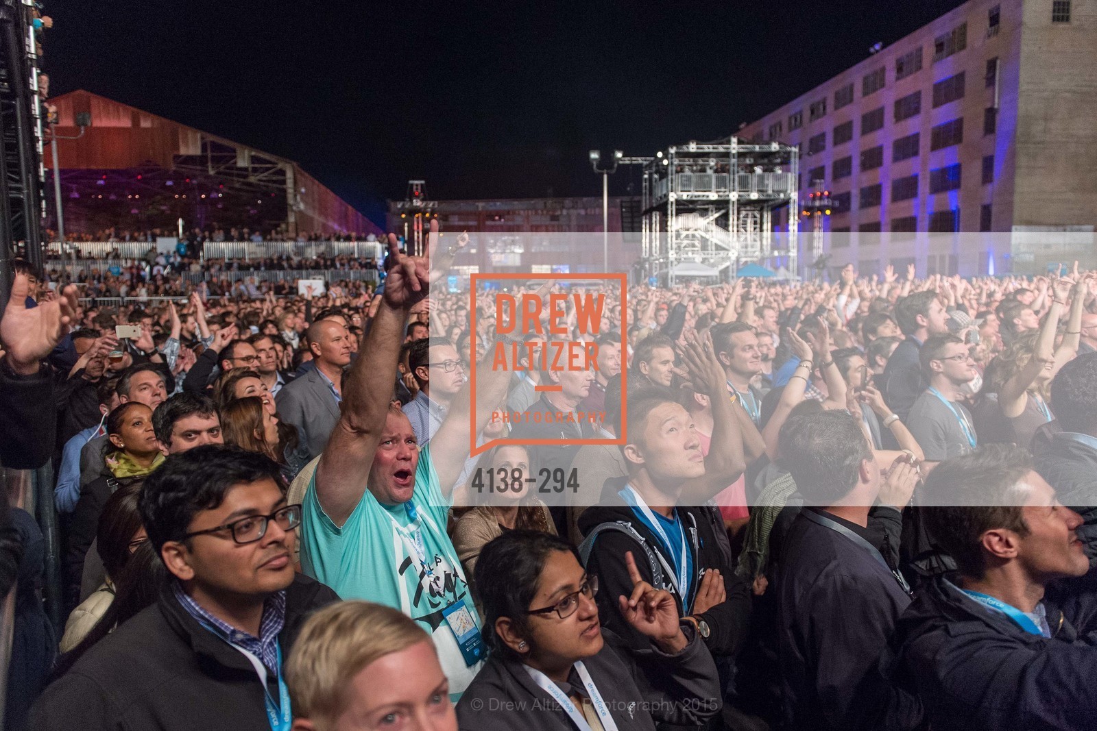 Audience, The Concert For UCSF Benioff Children's Hospital, Pier 70, September 17th, 2015,Drew Altizer, Drew Altizer Photography, full-service agency, private events, San Francisco photographer, photographer california