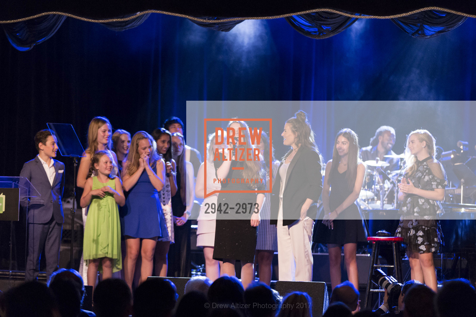 Idina Menzel, BRING CHANGE TO MIND's Annual Revels & Revelations, Bimbo's 365 Club. 1025 Columbus Avenue, October 19th, 2017, Photo #2942-2973 Idina Menzel, Photo #2942-2973