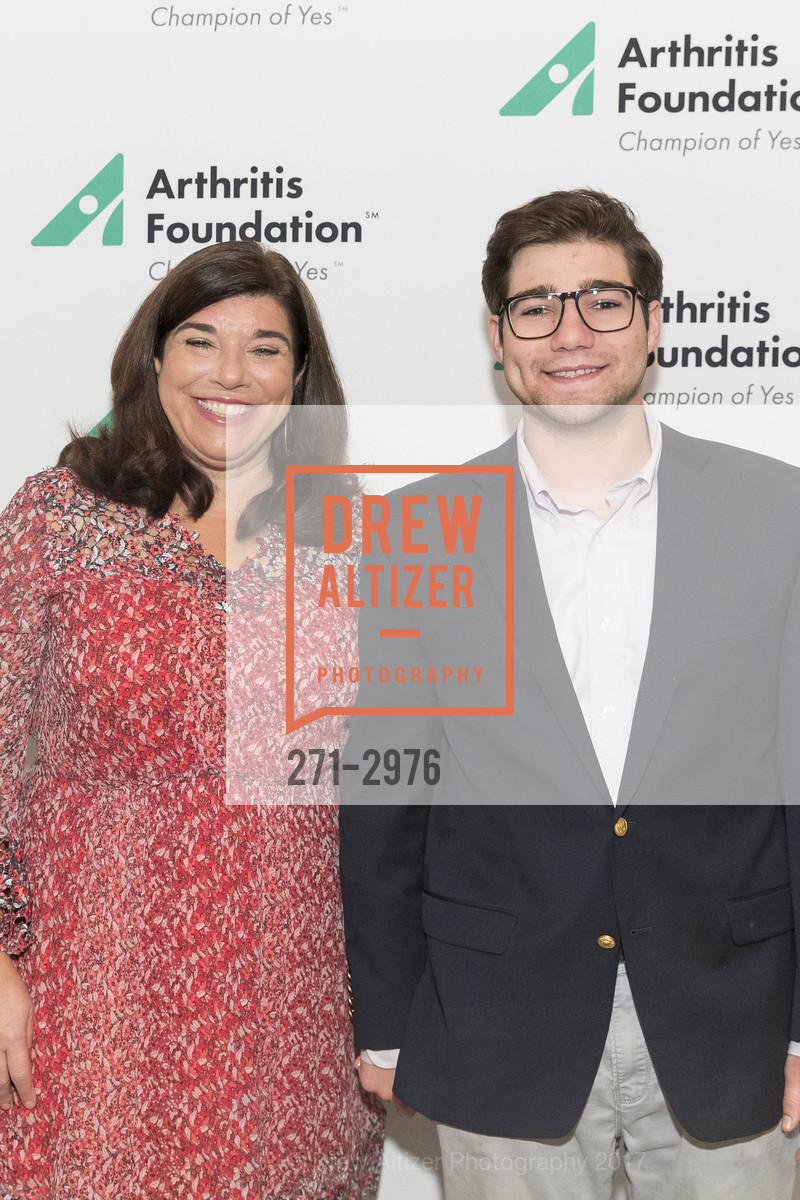 Suzanne Taves, John Taves, Fashion Fights Arthritis 2017, Fairmont Hotel. 950 Mason Street San Francisco, CA 94108, October 20th, 2017, Photo #271-2976 Suzanne Taves, John Taves, Photo #271-2976
