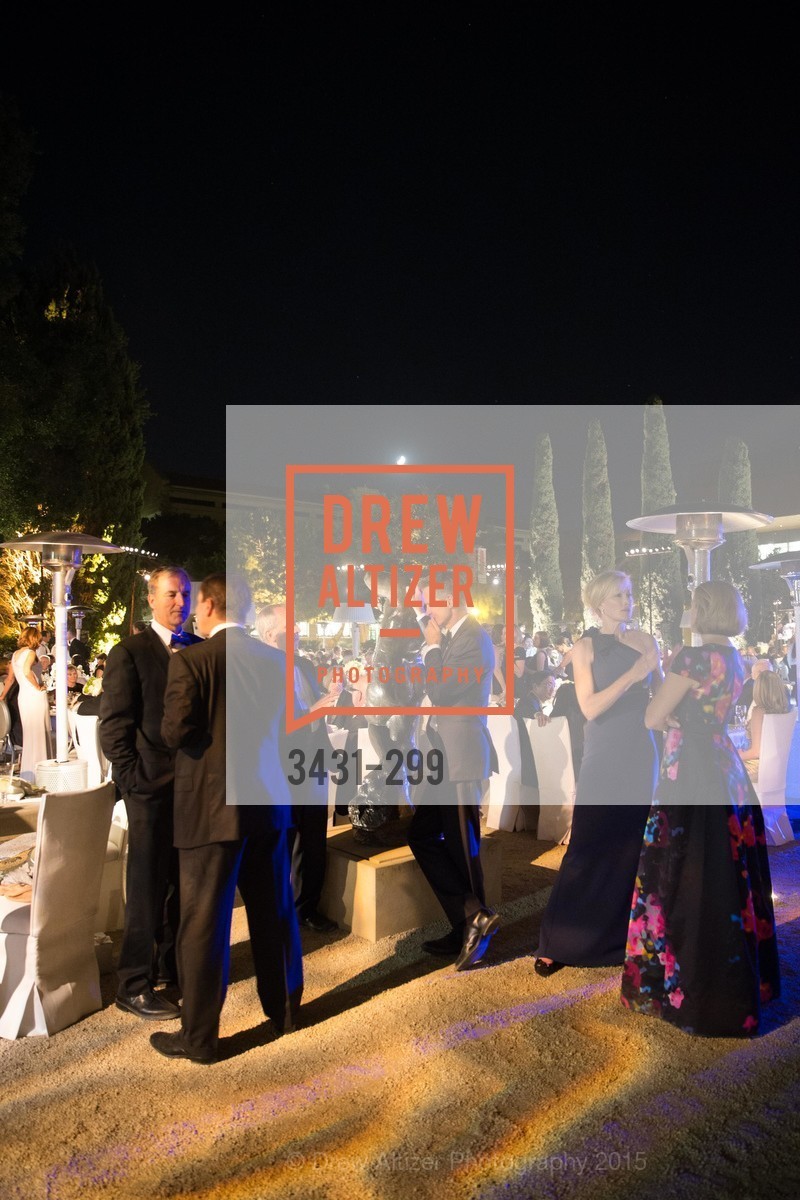 Atmosphere, Gucci & Vogue Dinner, Stanford University. Stanford University, September 19th, 2015, Photo #3431-299 Atmosphere, Photo #3431-299