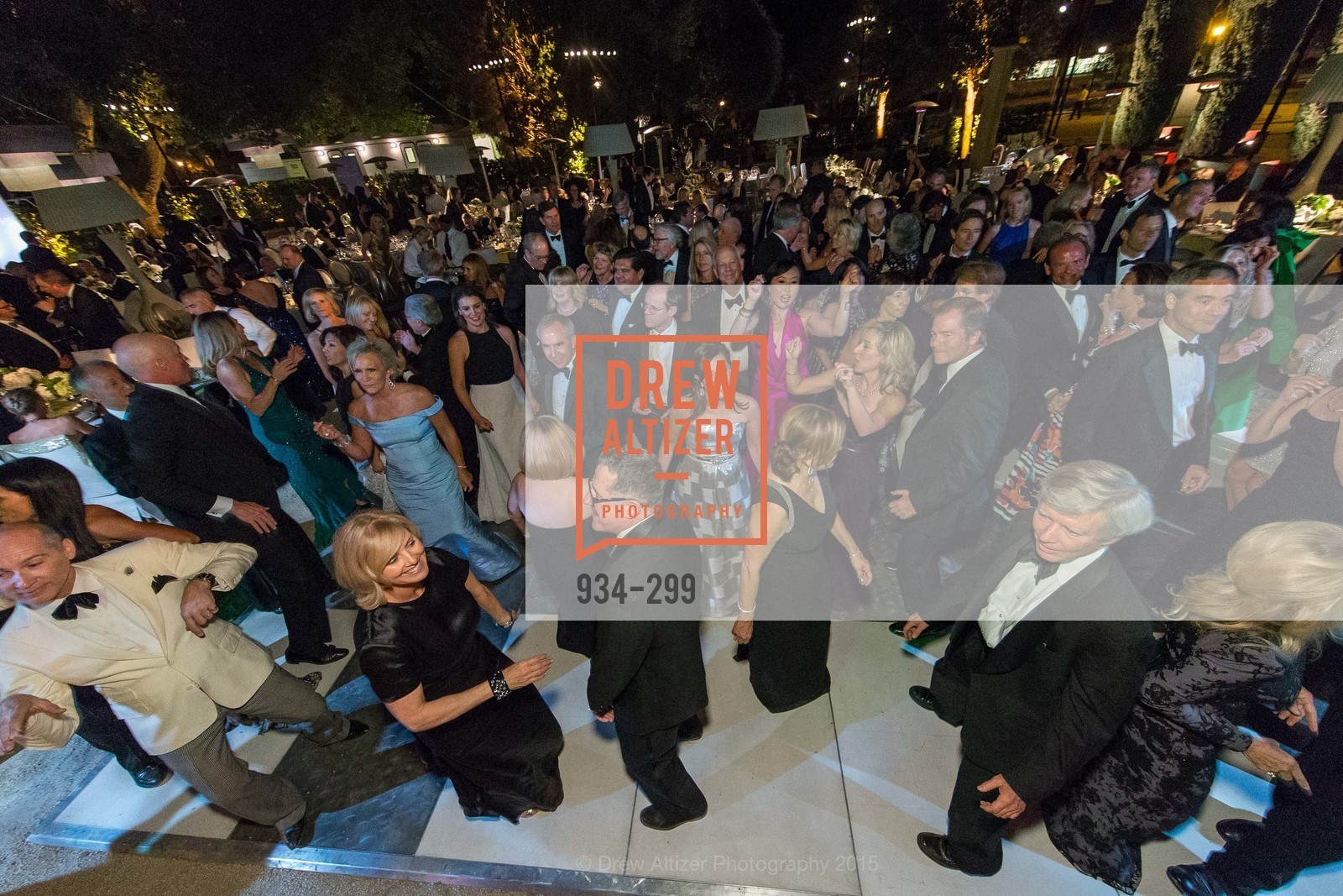 Atmosphere, Gucci & Vogue Dinner, Stanford University. Stanford University, September 19th, 2015, Photo #934-299 Atmosphere, Photo #934-299